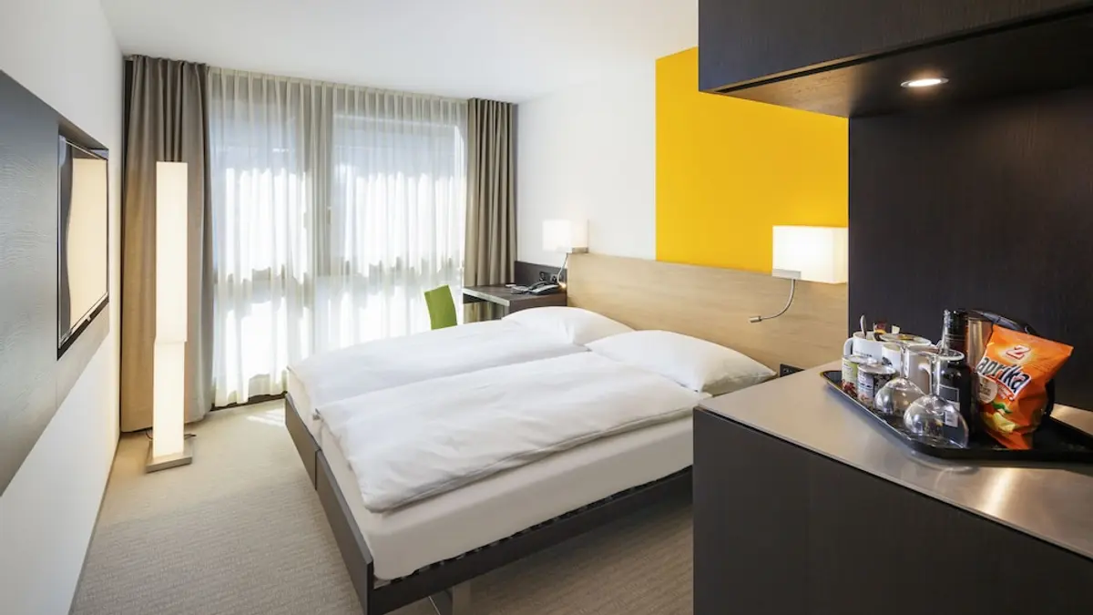 Züri by Fassbind, Zürich, Switzerland