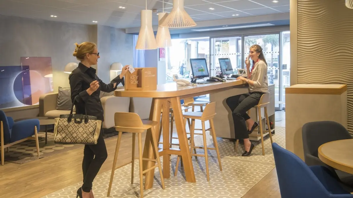 Mercure Nice Promenade Des Anglais, Nice, France