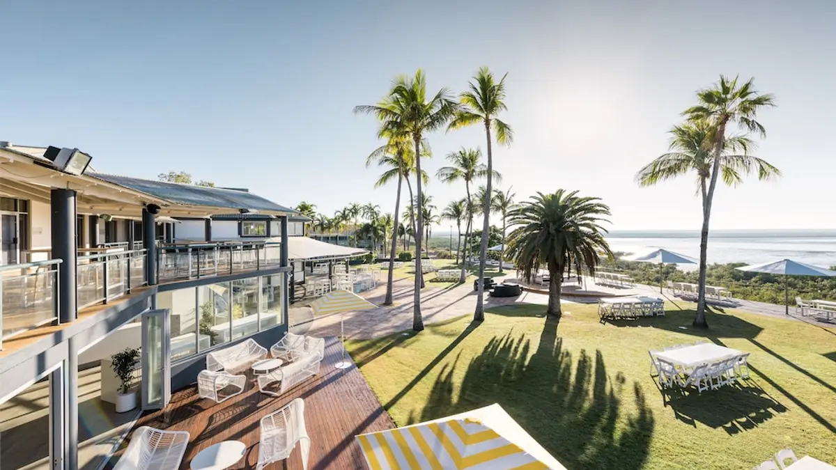 Mangrove Hotel, Broome, Australia