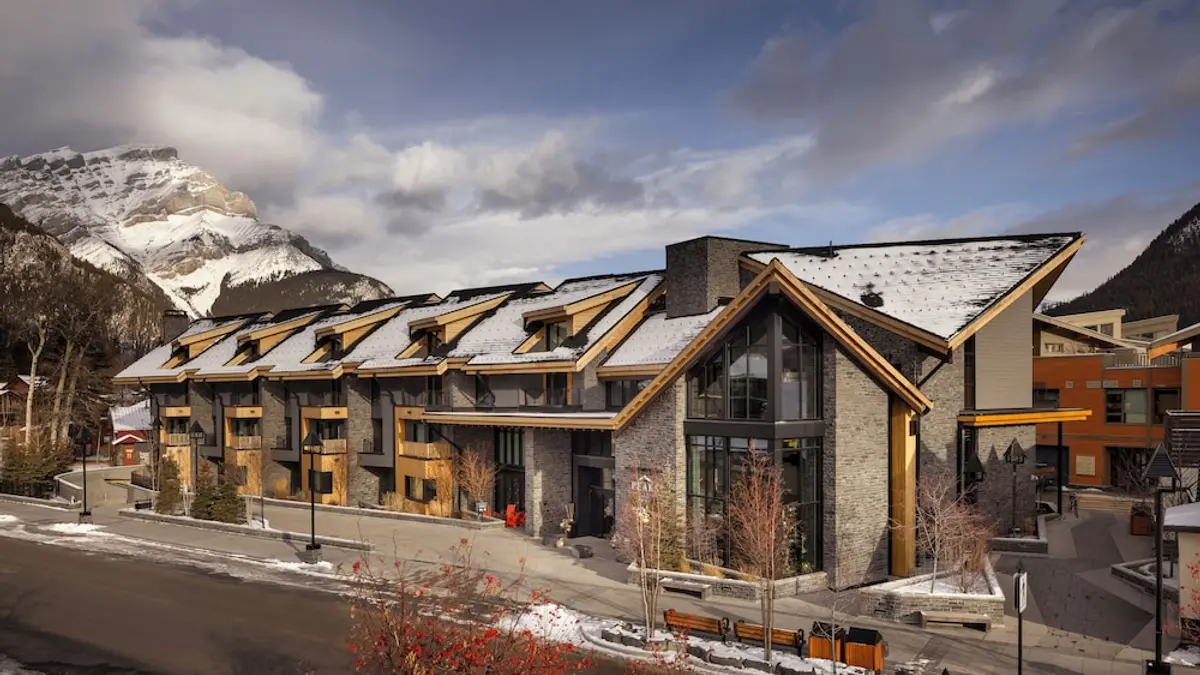 Peaks Hotel & Suites, Banff, Canada