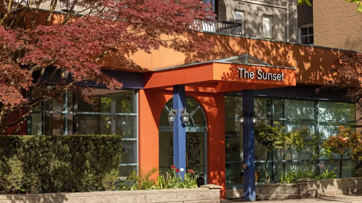 The Sunset Hotel West End, Vancouver, Canada