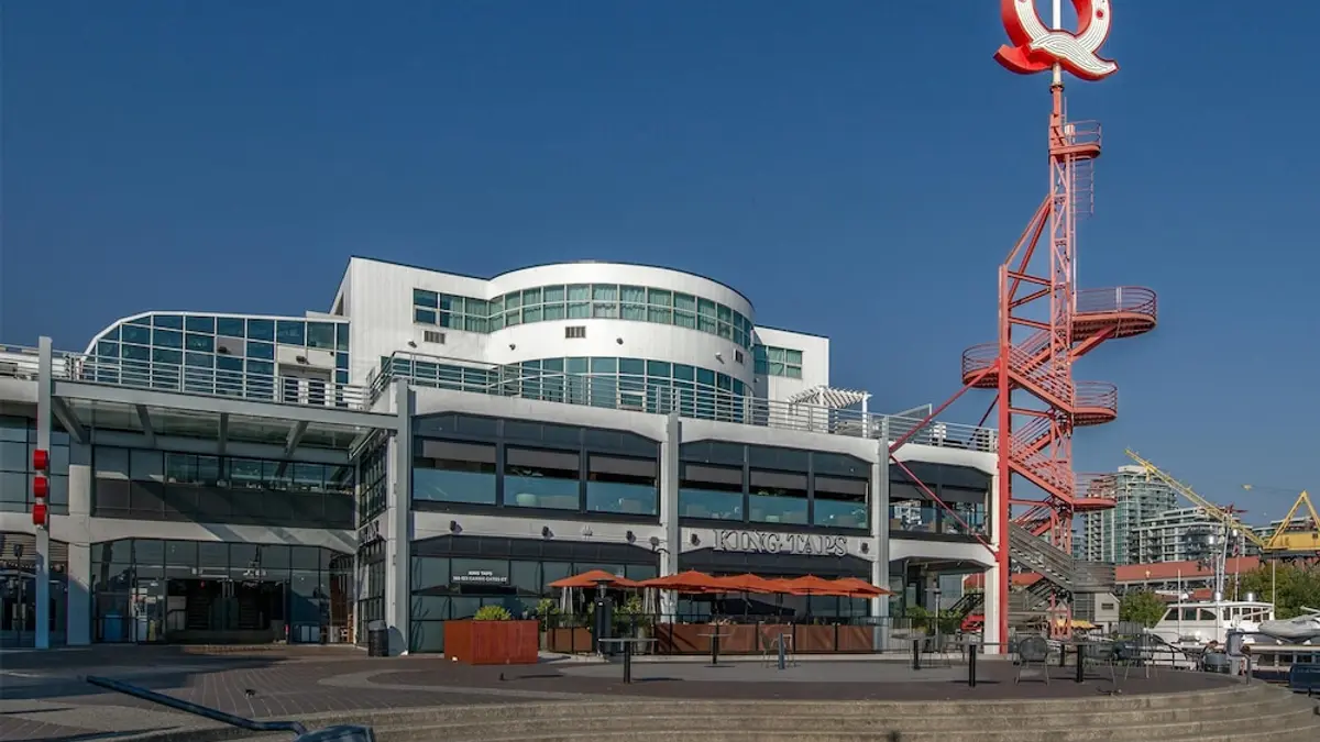 Coast Lonsdale Quay Hotel, North Vancouver, Canada