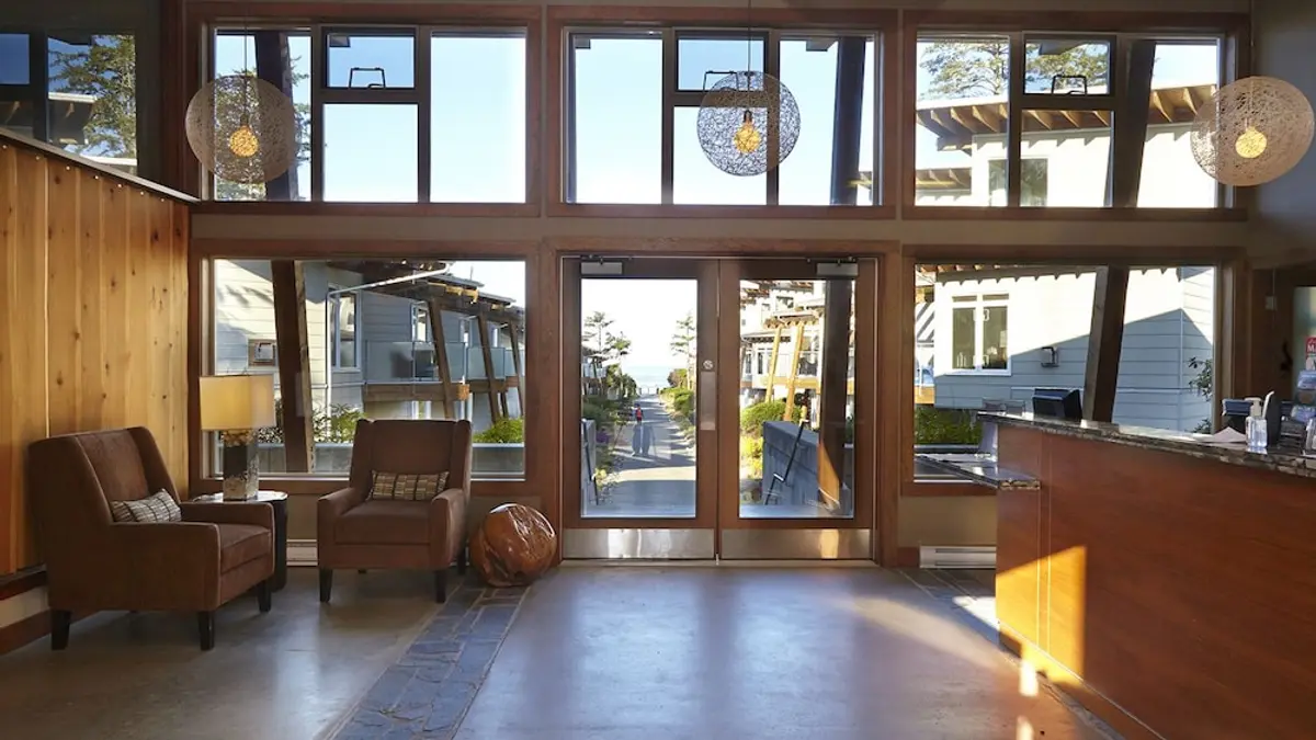 Cox Bay Beach Resort, Tofino, Canada