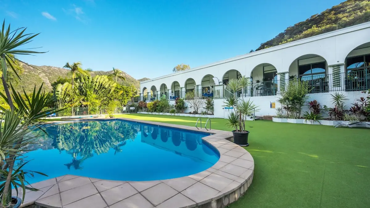 Amaroo Rainforest Resort, Nelly Bay, Australia