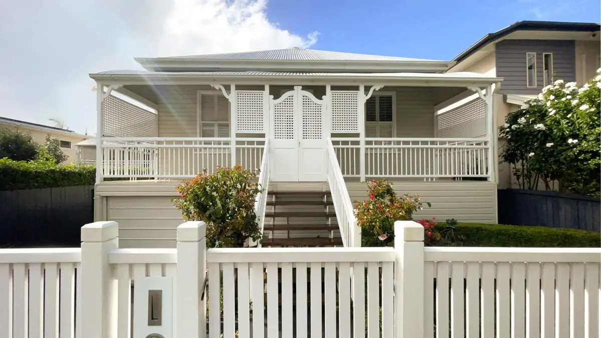 4BDR Queenslander with Pool Near Manly Esplanade, Brisbane, Australia