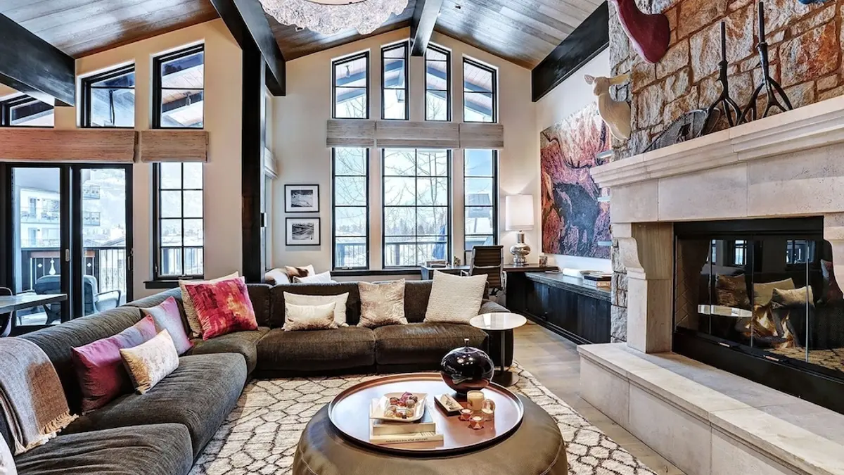 Luxurious Chalet w/ Private Elevator by RedAwning, Vail, United States