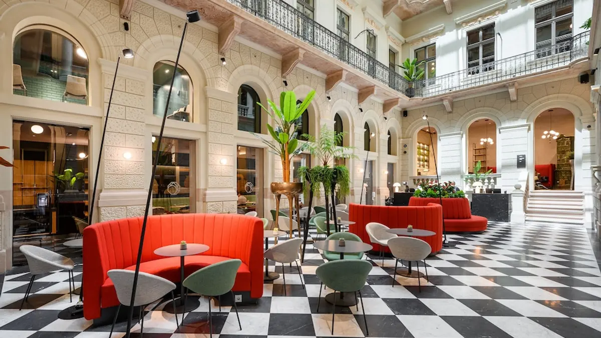 Hotel Oktogon Haggenmacher, Budapest, Hungary