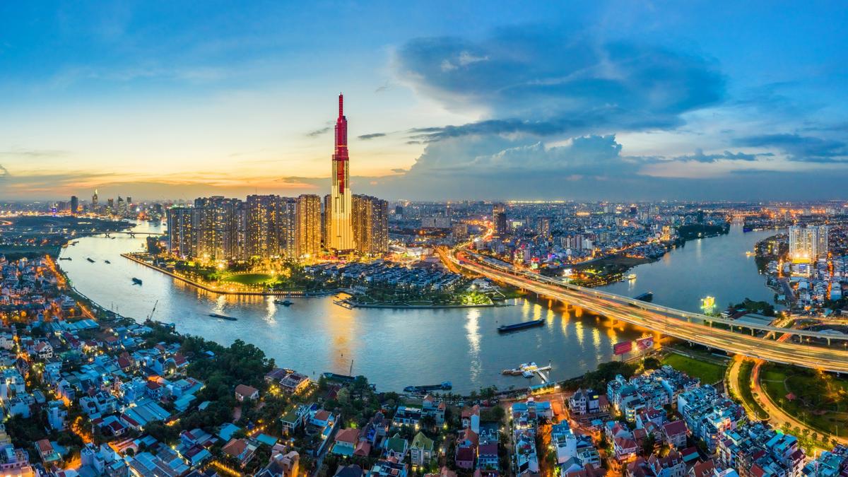 Limited Time Offer: 14-Day Vietnam & Cambodia Discovery + 3-Night COMO Metropolitan Singapore Stay by 