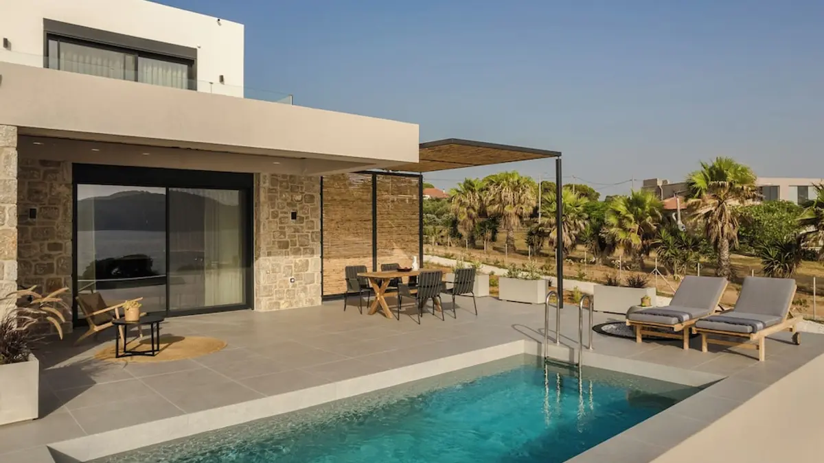 Mast Luxury Residences, Trifylia, Greece