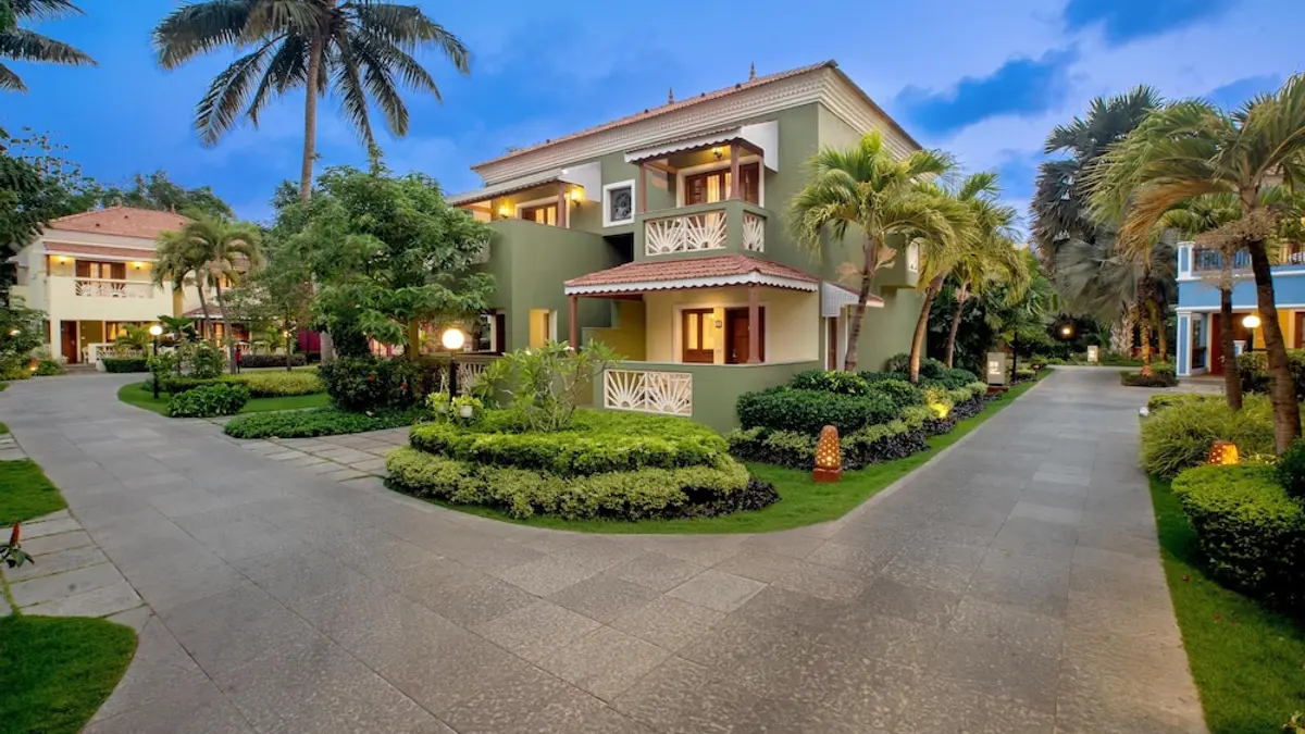 Radisson Blu Resort Goa Cavelossim Beach, Cavelossim, India