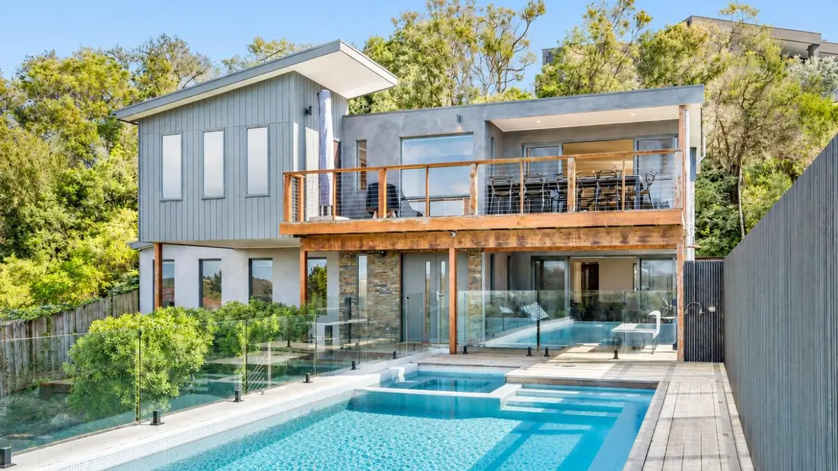 Nautilus by Ready Set Stay, Mornington Peninsula, Australia