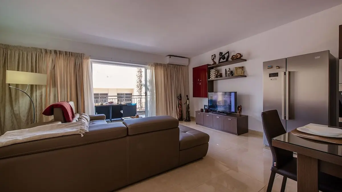 Luxury Apartment near Sea, St. Paul's Bay, Malta