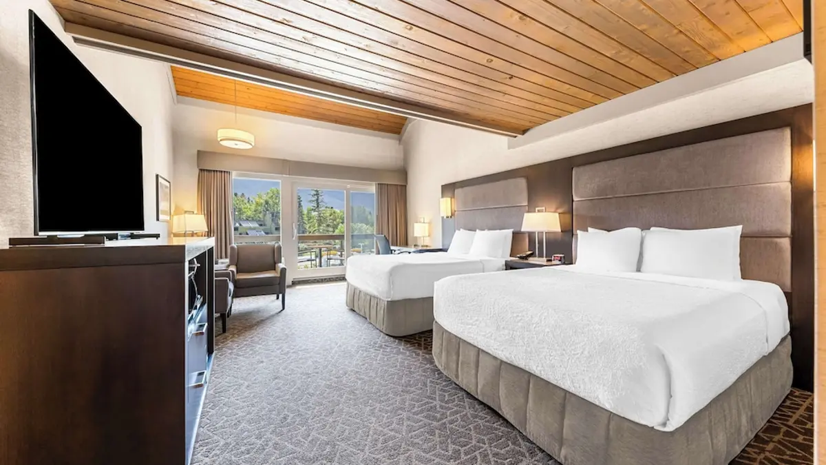 Best Western Plus Banff International Lodge, Banff, Canada
