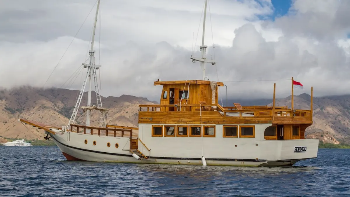Kelana Boat, Labuan Bajo, Indonesia