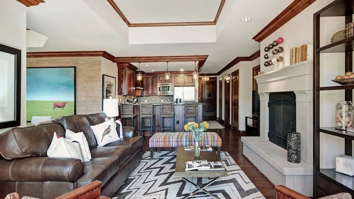 2BR Residence at the Ritz-Carlton with Valley View by RedAwning - Save 20% on 7+ Nights!, Vail, United States