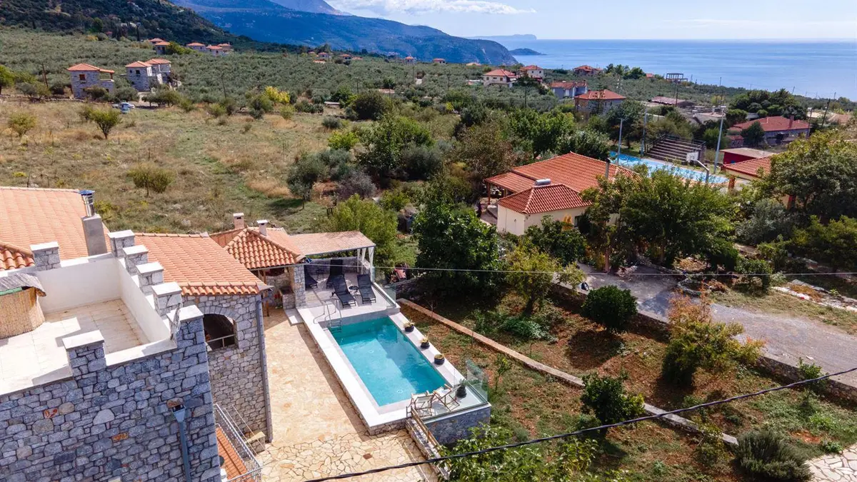 Villa Sygyro, Neochori, Greece