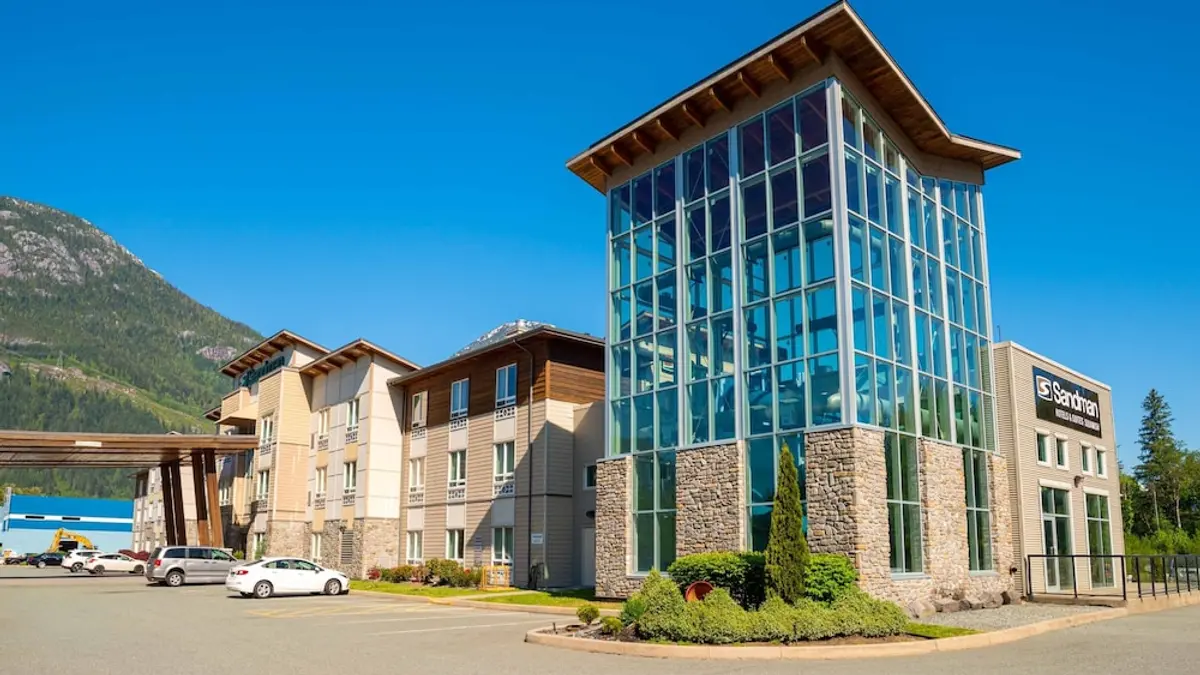 Sandman Hotel & Suites Squamish, Squamish, Canada