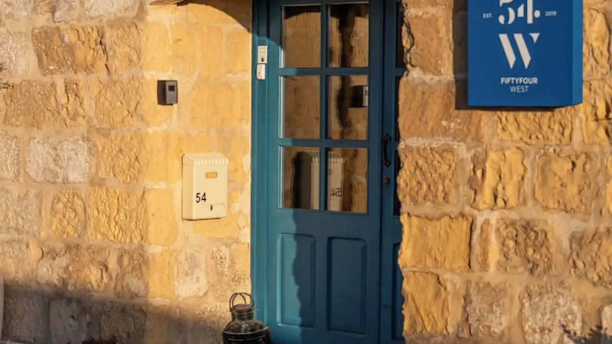 Fiftyfour West Boutique Living, Gharb, Malta