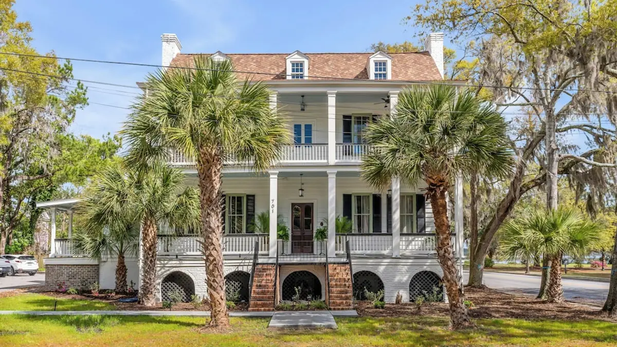 Circa 1785, Beaufort, United States