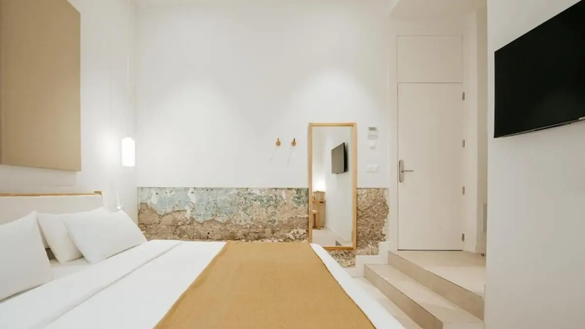 EMBLEMATICO F24 ONLY ADULTS B&B, Santa Cruz de Tenerife, Spain