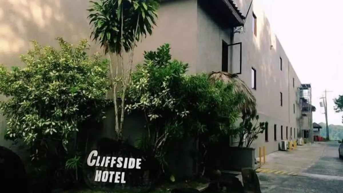 Cliffside View Hotel, Meyungs, Palau