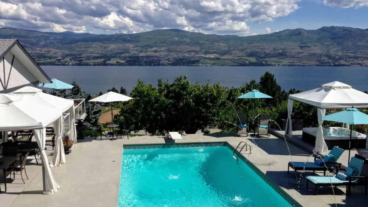 Le Chateau du Lac, West Kelowna, Canada