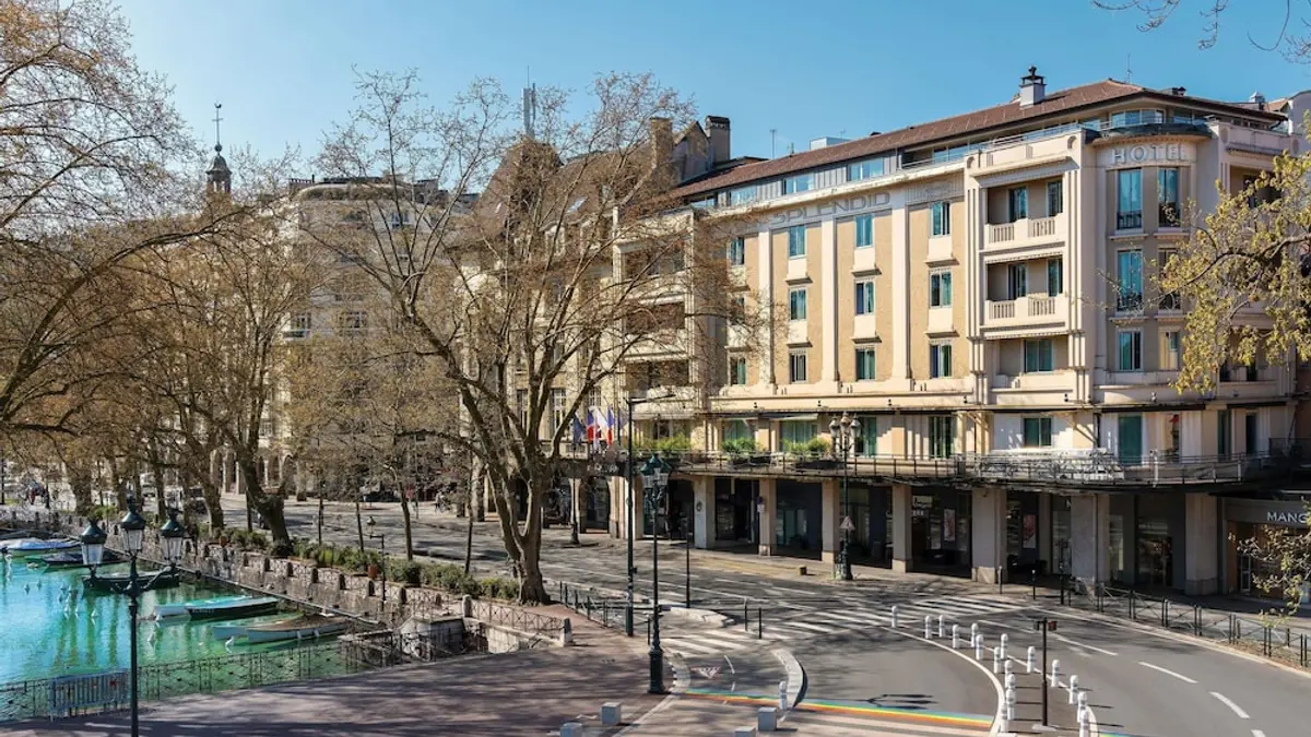 Splendid Hotel Lac d'Annecy - Handwritten Collection, Annecy, France