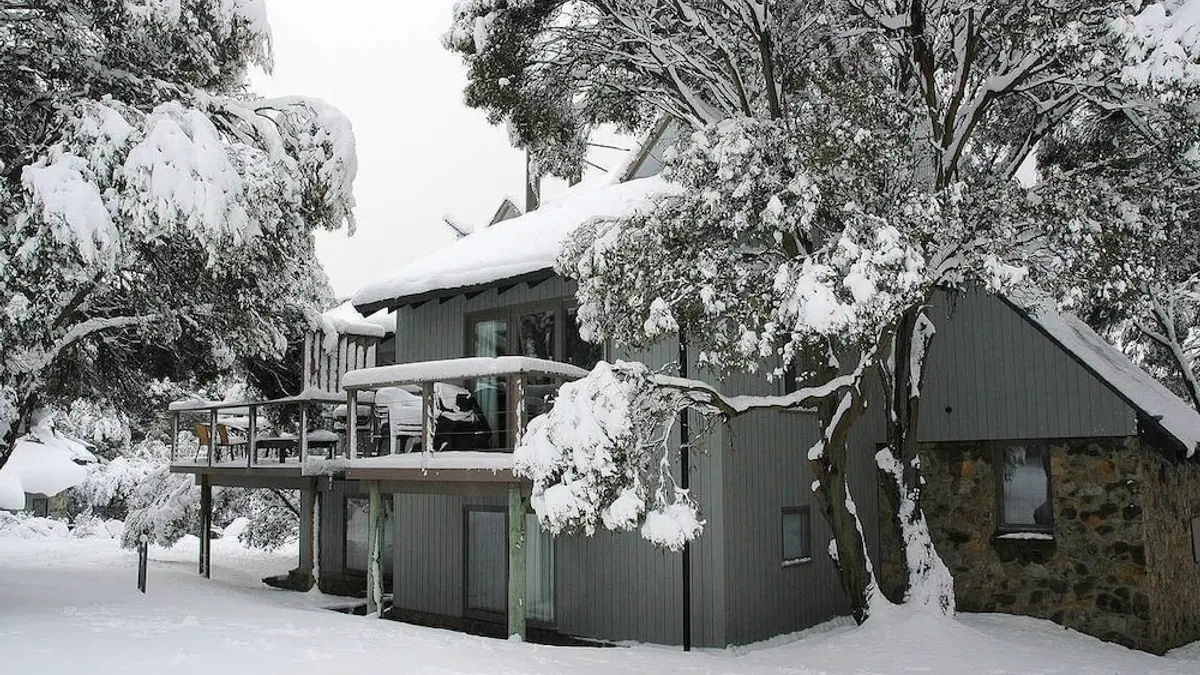 Jagungal 2, Thredbo, Australia