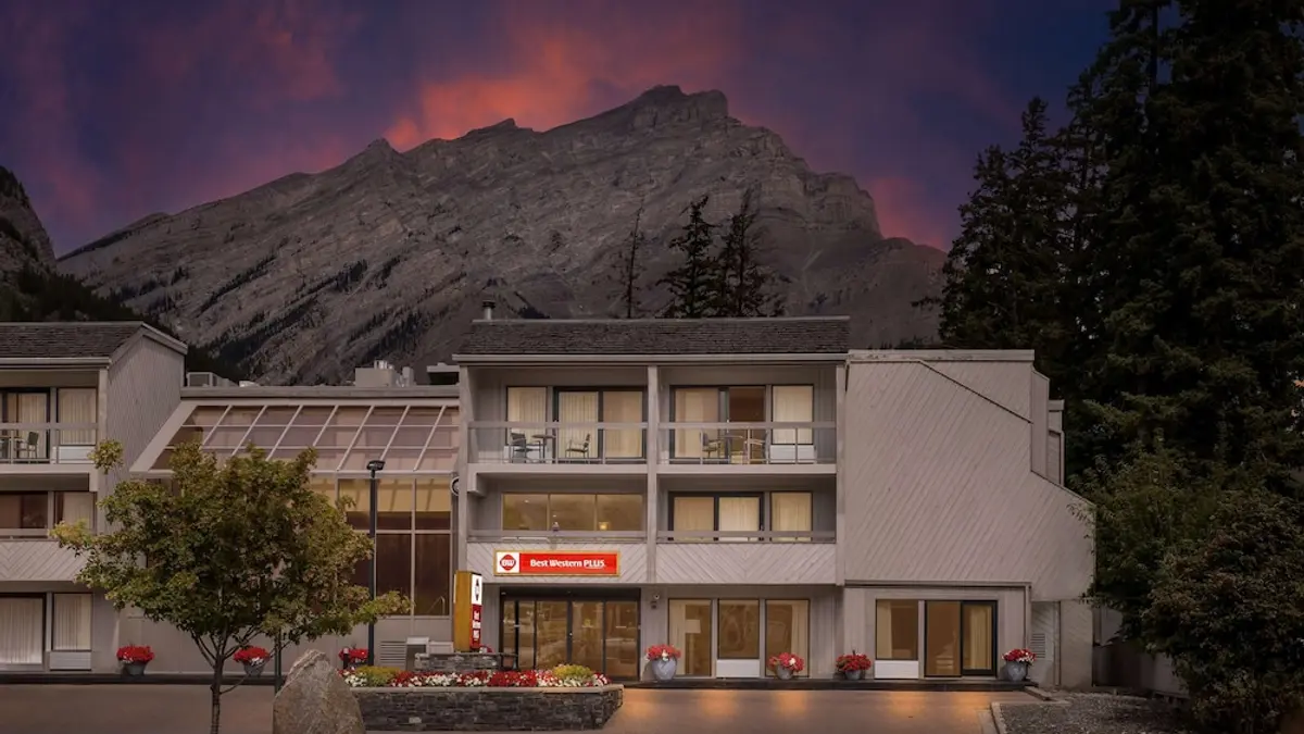 Best Western Plus Banff International Lodge, Banff, Canada