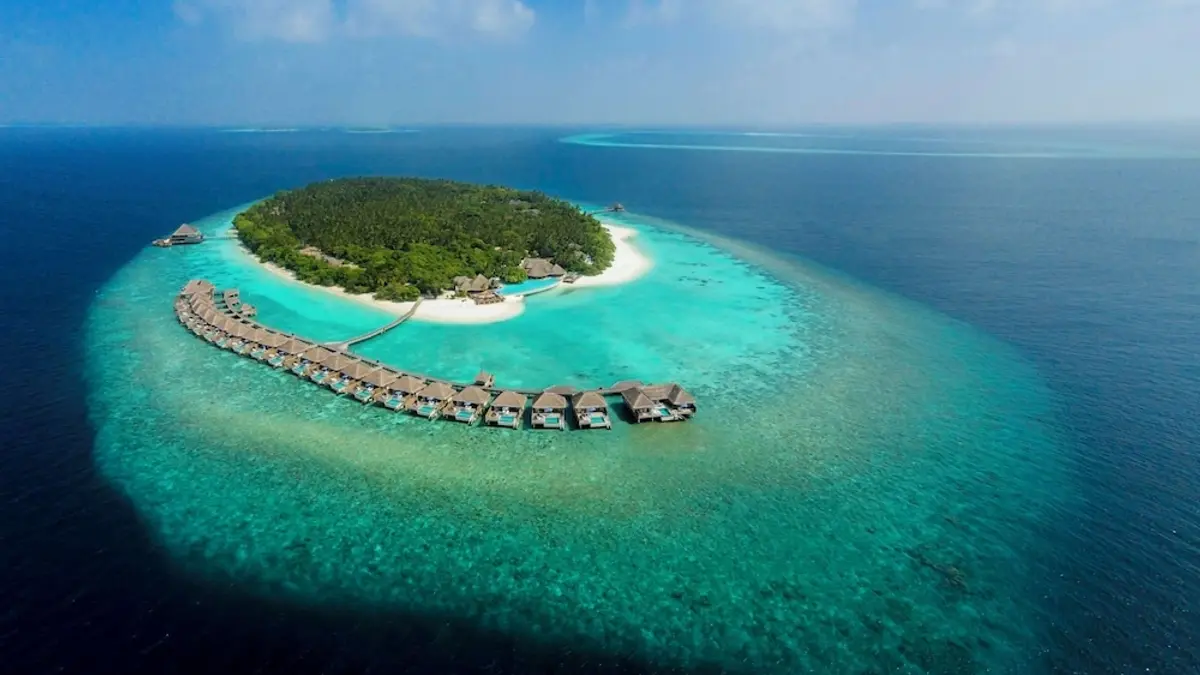 Dusit Thani Maldives, Mudhdhoo, Maldives