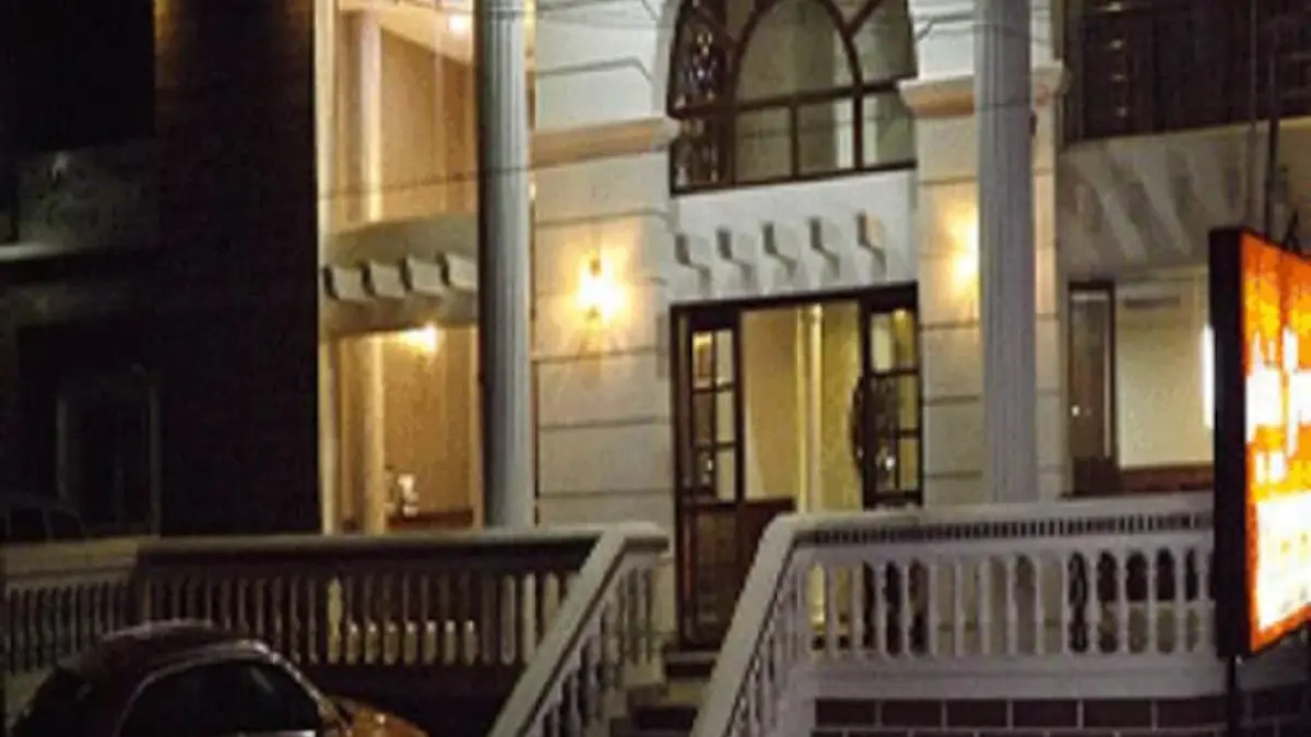 The Majestic Crown, Ootacamund, India