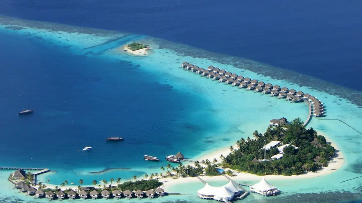 Safari Island Resort, Mushimasgali, Maldives