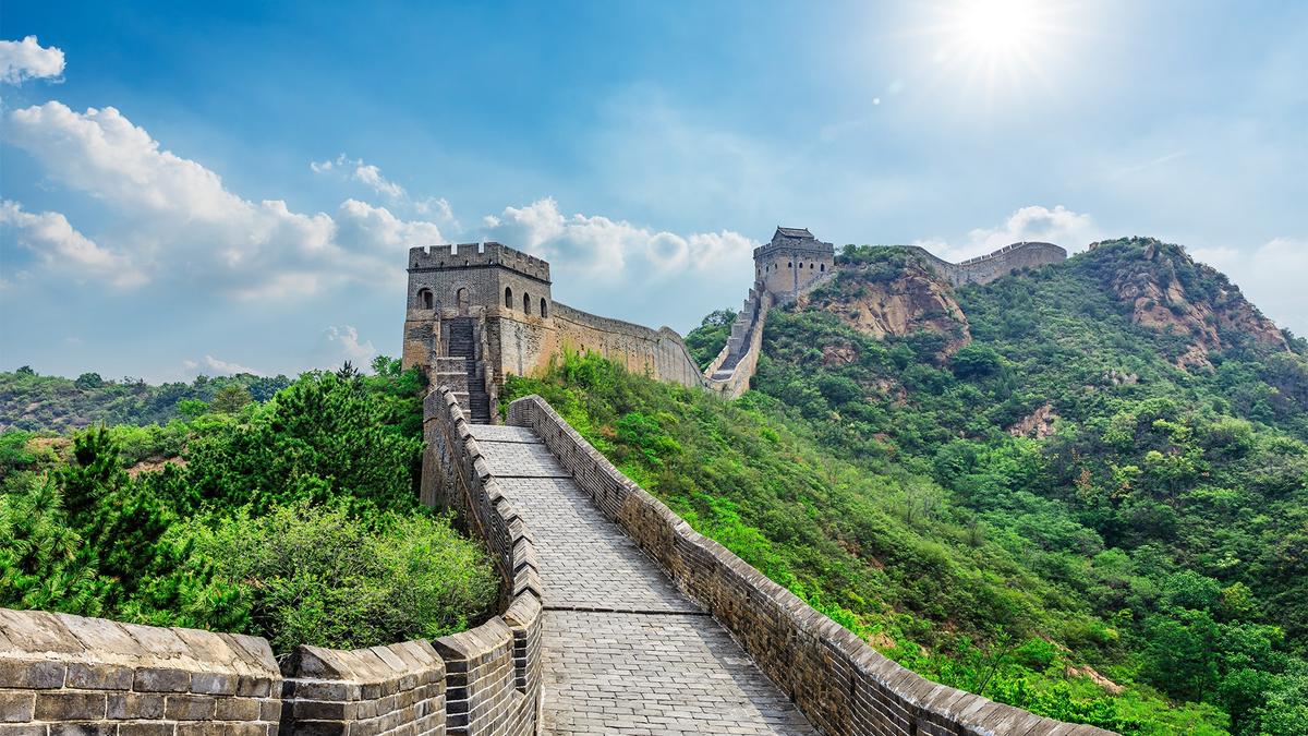 Premium 7-Day Best of China Tour with Great Wall of China, Bullet Train Journey & Shangri-La Stays  by 