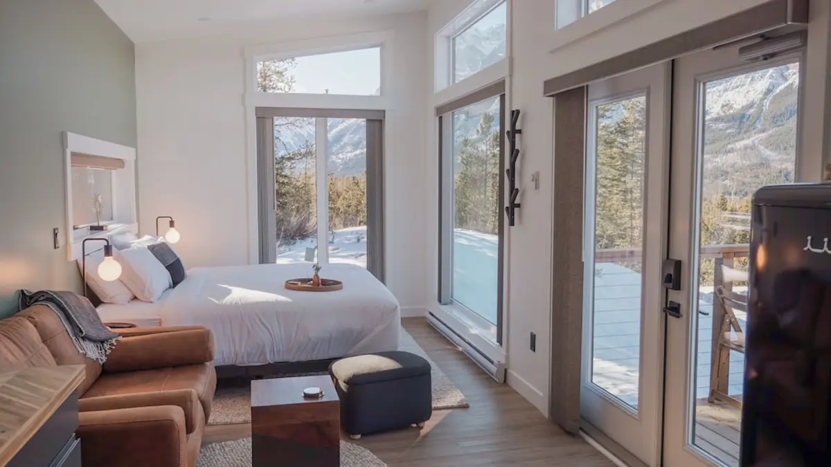 Skyridge Glamping, Kananaskis Village, Canada