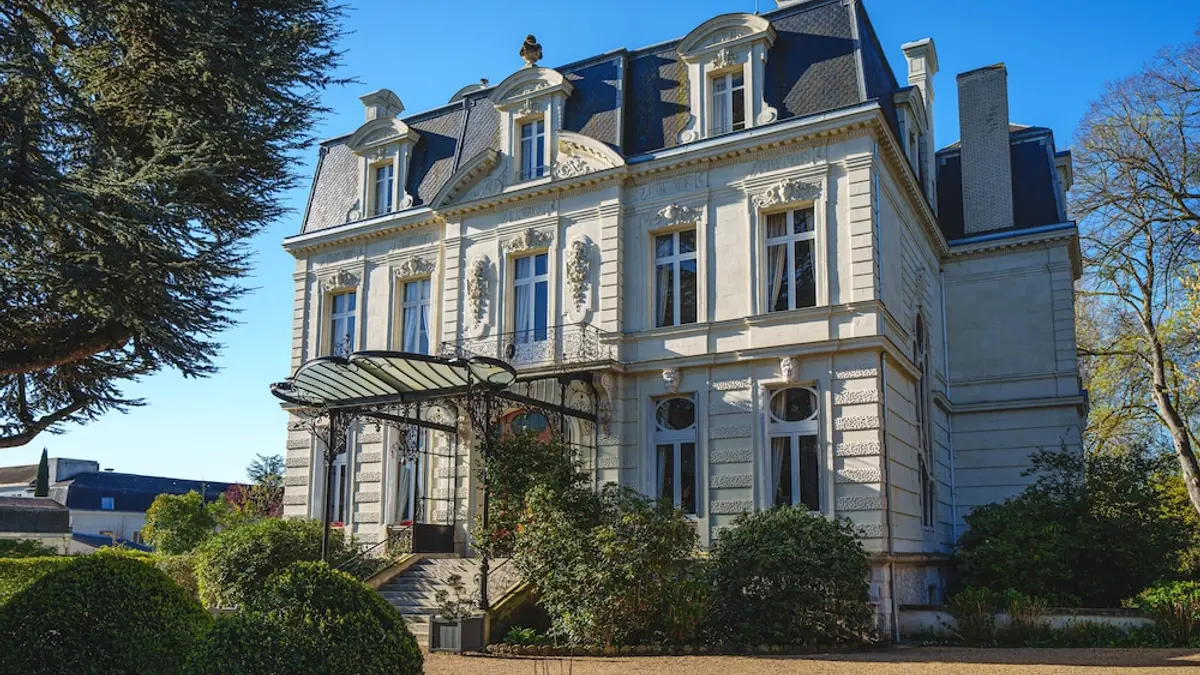 Château La Comtesse de Loire & Spa, Saumur, France