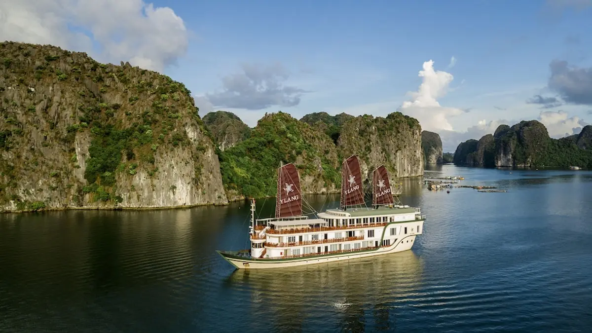 Heritage Line Ylang Cruise – Ha Long Bay & Lan Ha Bay, Ha Long, Vietnam
