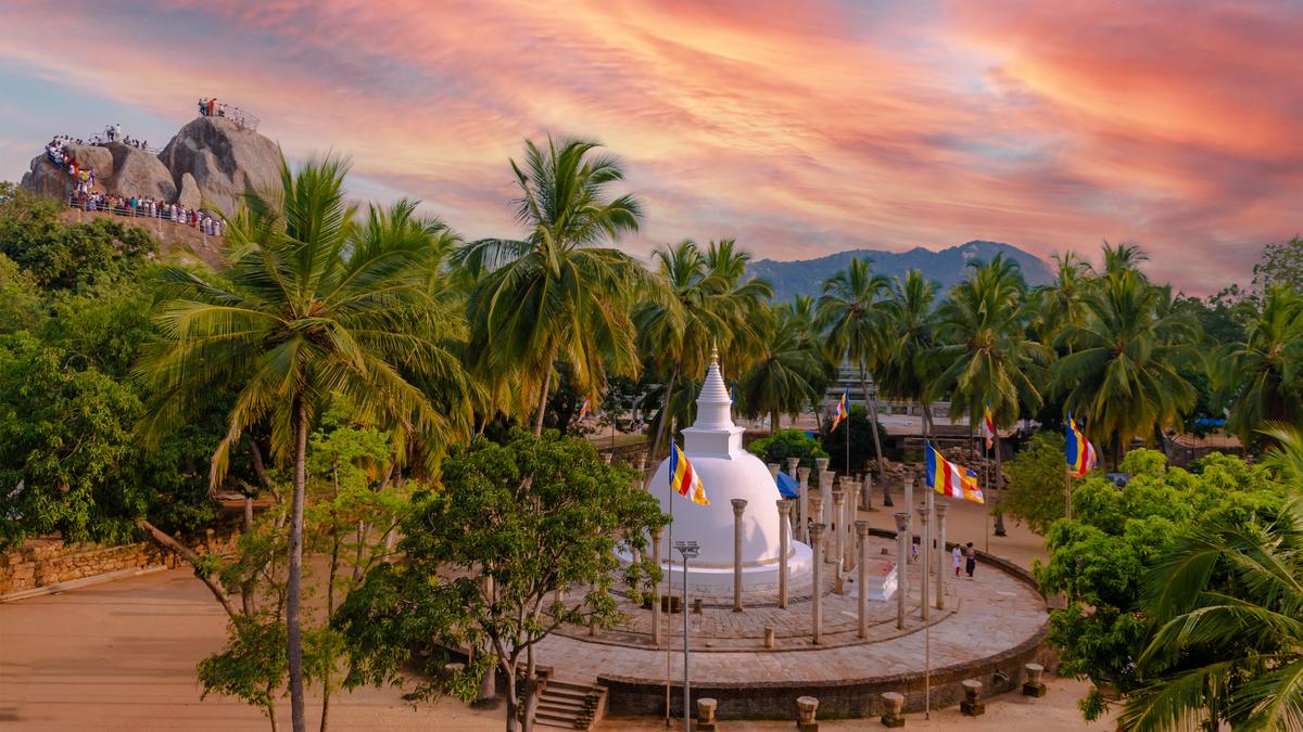 Deluxe 12-Day Discover Northern Sri Lanka with Wilpattu, Anuradhapura & Jaffna by 