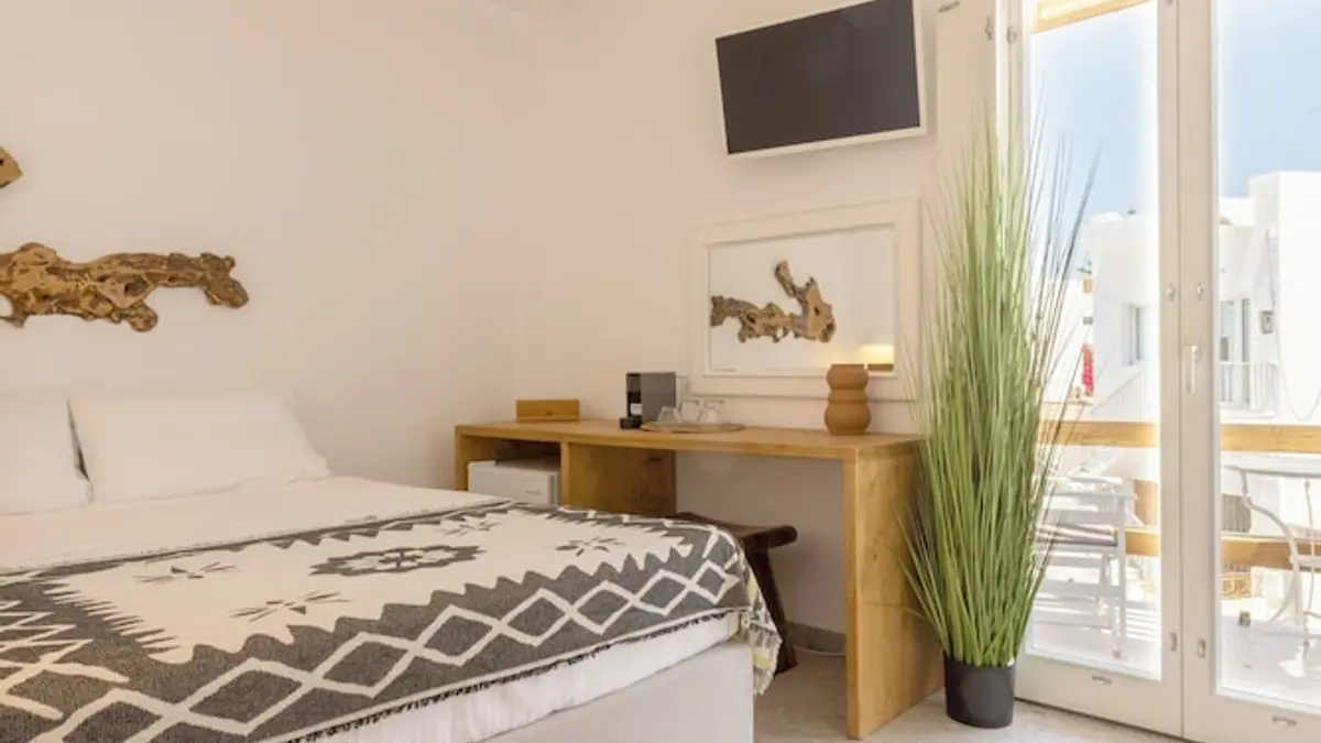 Parosquare Central Suites, Paros, Greece