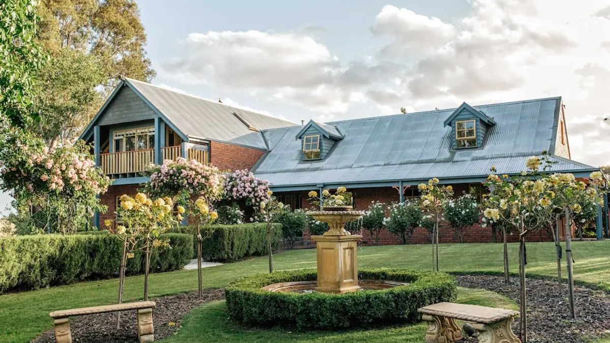 Lawson Lodge, Macedon, Australia