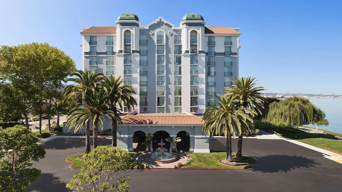 Embassy Suites by Hilton San Francisco Airport Waterfront, Burlingame, United States