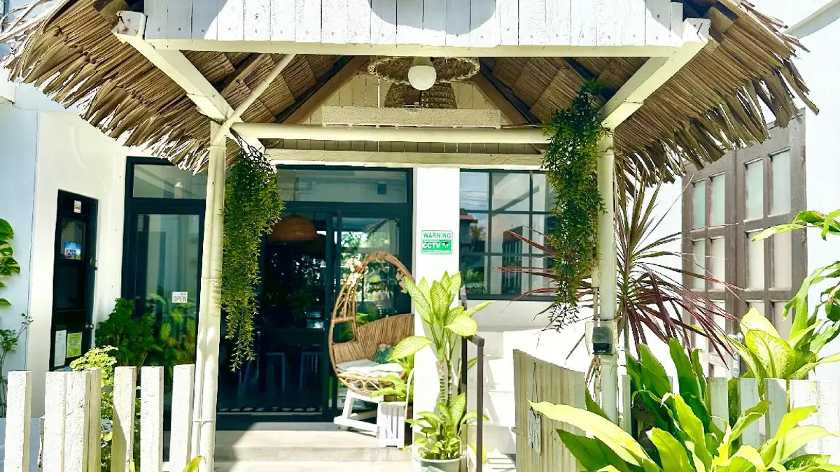 BACKDOOR VILLA, Baler, Philippines