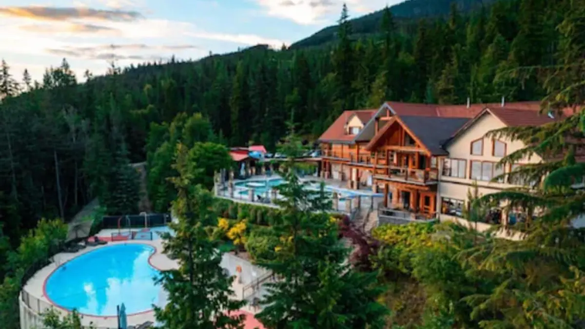 Halcyon Hot Springs Resort, Nakusp, Canada