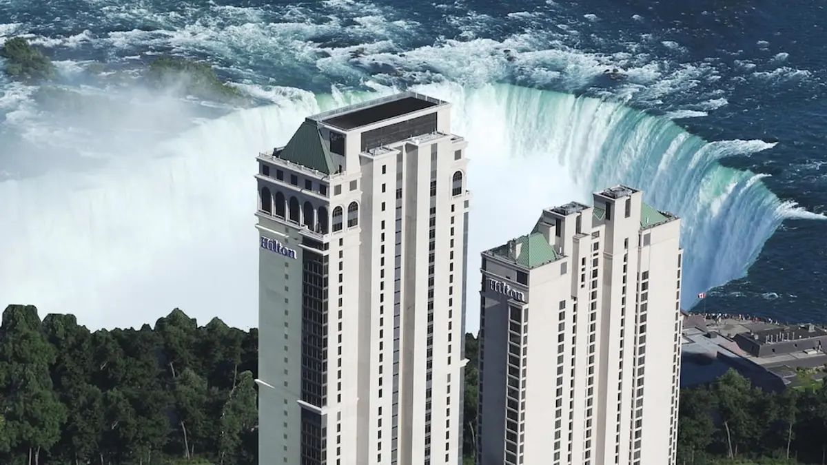 Hilton Niagara Falls/Fallsview Hotel & Suites, Niagara Falls, Canada