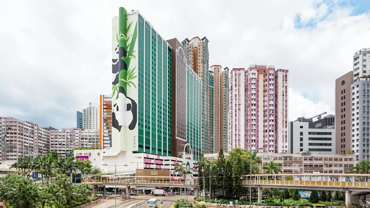 Panda Hotel, Tsuen Wan, Hong Kong