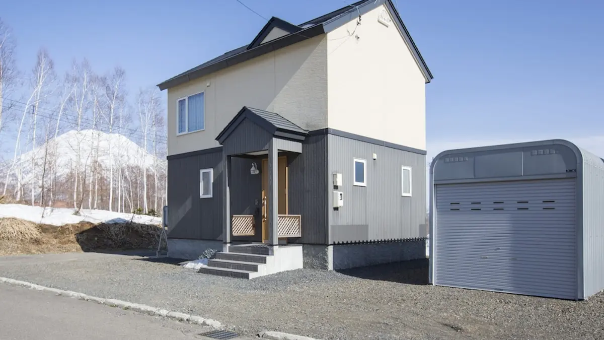 Yotei Chalets, Niseko, Japan