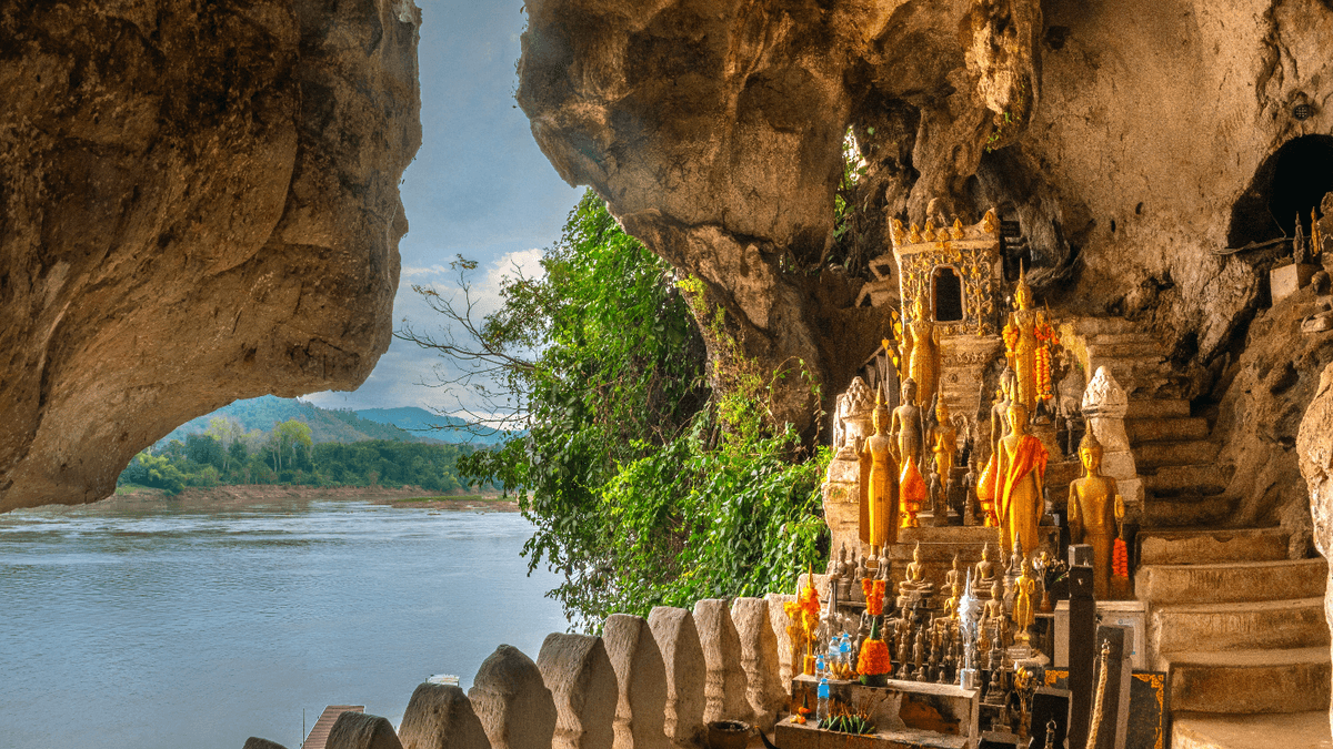 Deluxe 20-Day Vietnam, Cambodia, Laos & Thailand Discovery 2026 with Ha Long Bay, Siem Reap, Luang Prabang & Bangkok by 
