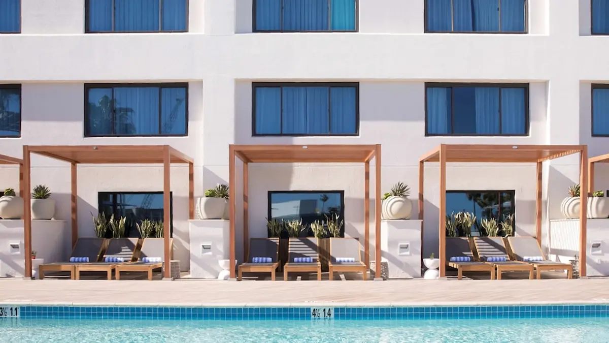 Hilton Santa Monica Hotel & Suites, Santa Monica, United States