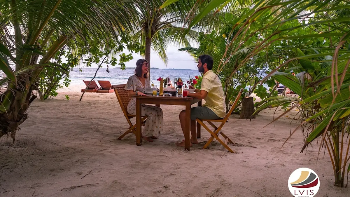 LVIS blancura, Dharavandhoo, Maldives