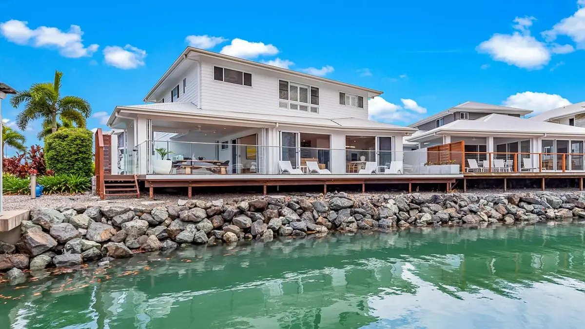Whitsunday Waterfront Luxury at 19 The Cove, Whitsunday Islands, Australia