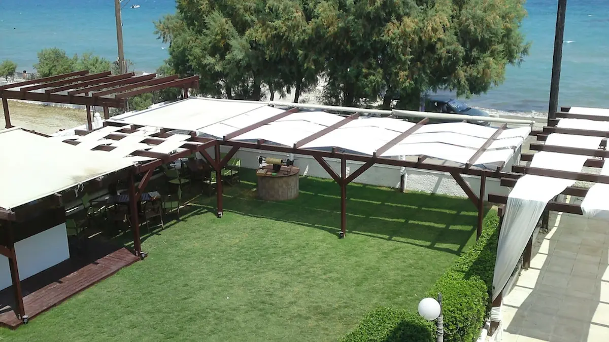 Chris Studios & Apartments, Corinth, Greece
